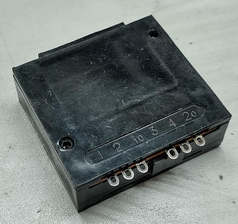 6-1192(2).thumb.jpg.15742dfda1935898f430c7016f878f97.jpg